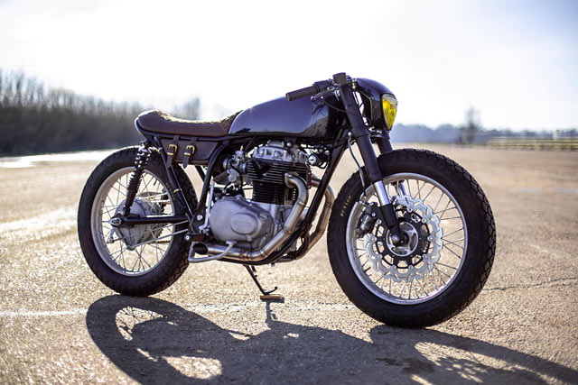 JEWEL, BRITANNIA. Old Empire’s ‘Gypsy’ Honda CB360 Cafe Racer
