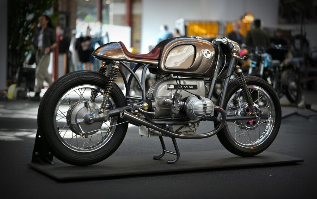 TSURUGI: BMW R100/7 from Motor Force.