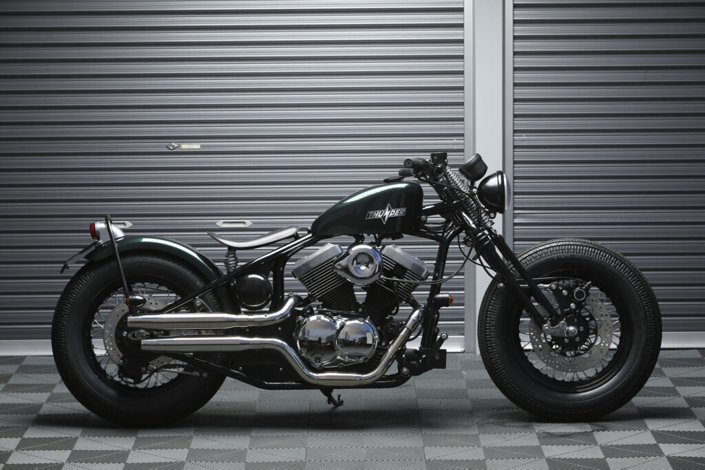 BOBBERS ON A BUDGET: Thunder Motorcycles from Japan.